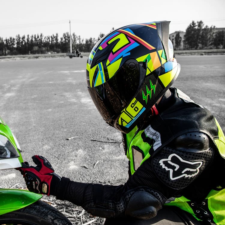 阿冰机车俱乐部