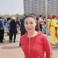 新新曳舞团长《新新》