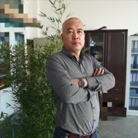 光头强老师。