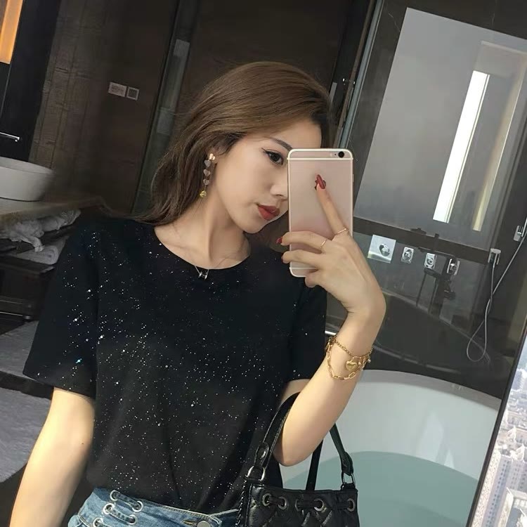 妙卷女装穿搭
