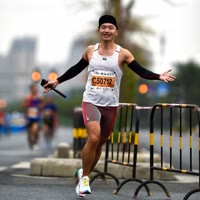 瑟瑟跑步