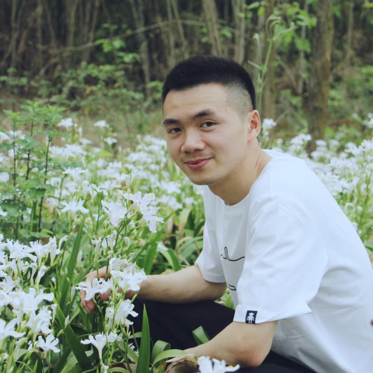 汽车厂小周