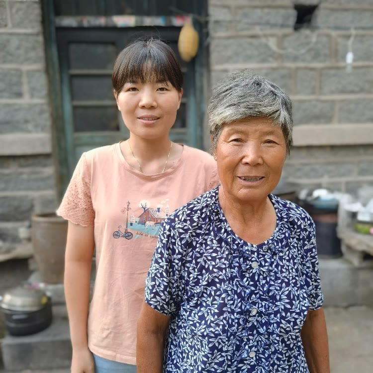 鑫鑫爱生活三姐