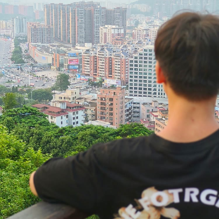 星辰小龙加油