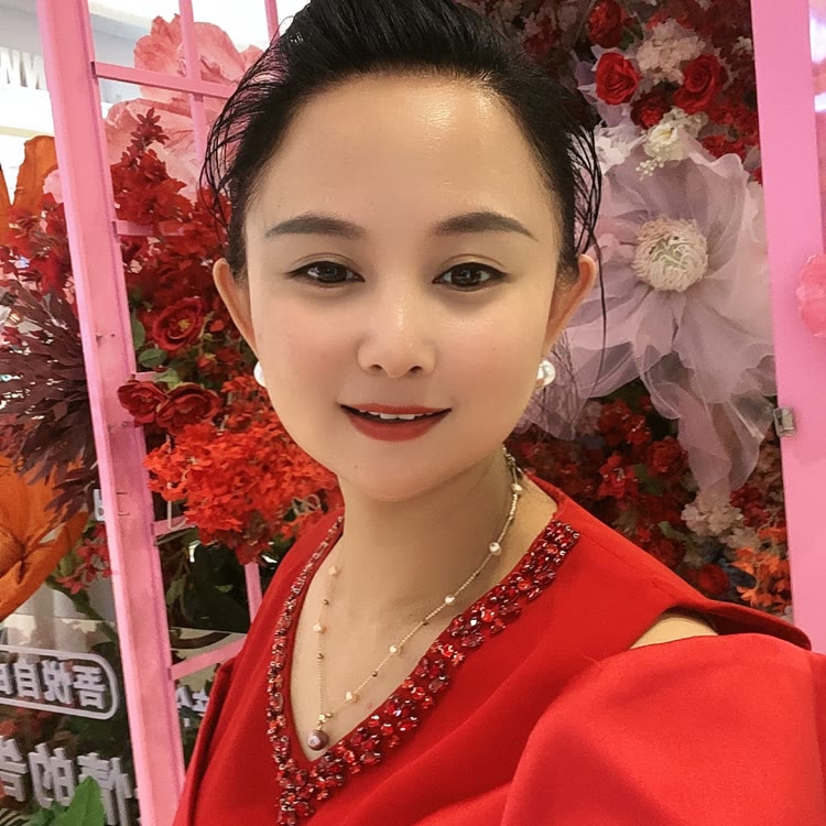 范哥，寒霸服饰男装工厂