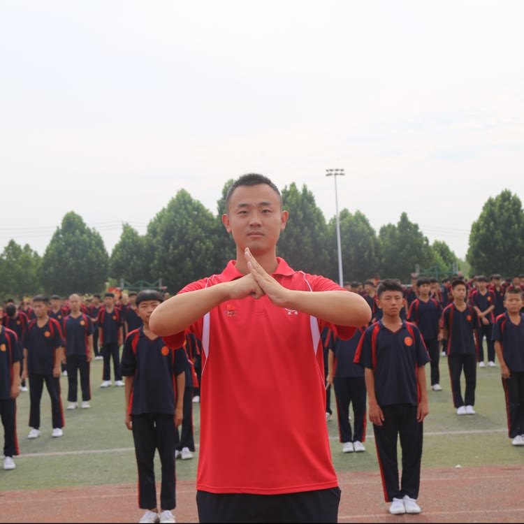 延鲁郭朕昕老师🤸收徒中