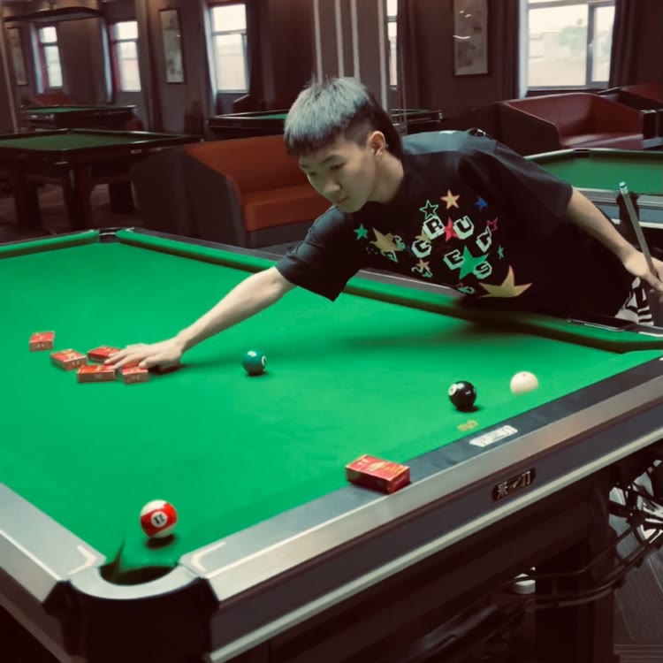 塔里克台球牌牌名🎱