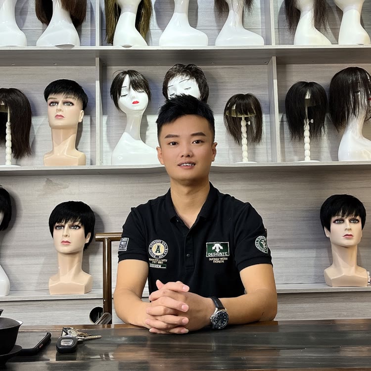 沈阳黛丝雅假发～小马哥