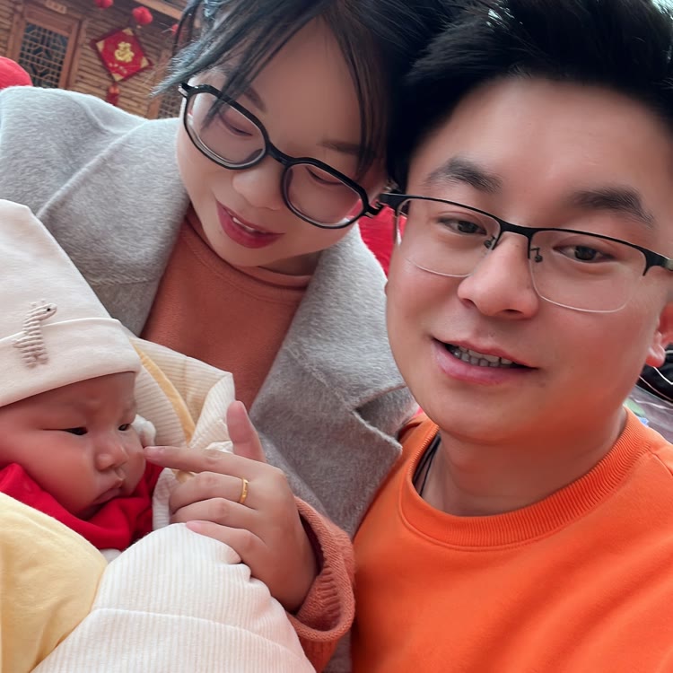 米娜小两口