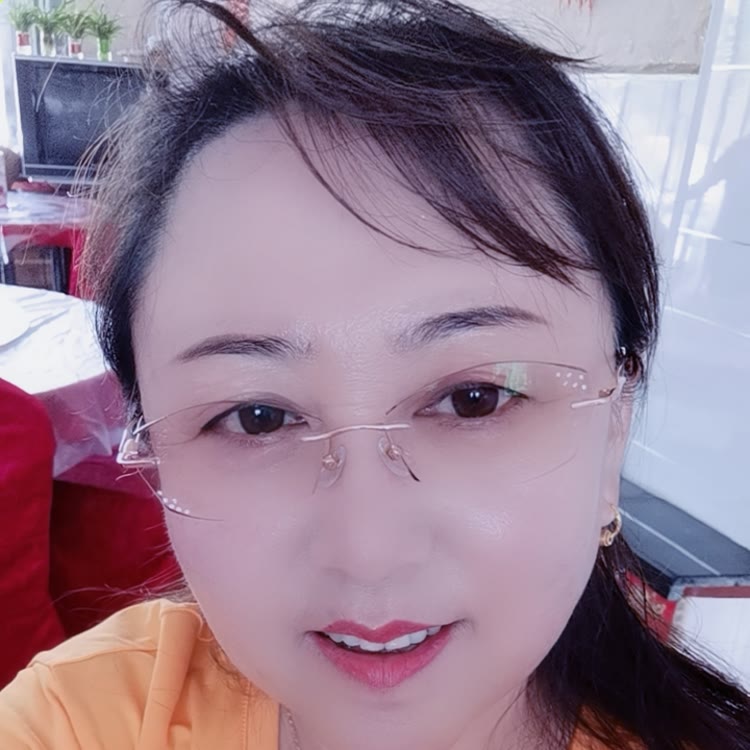 猫姐爱晿歌