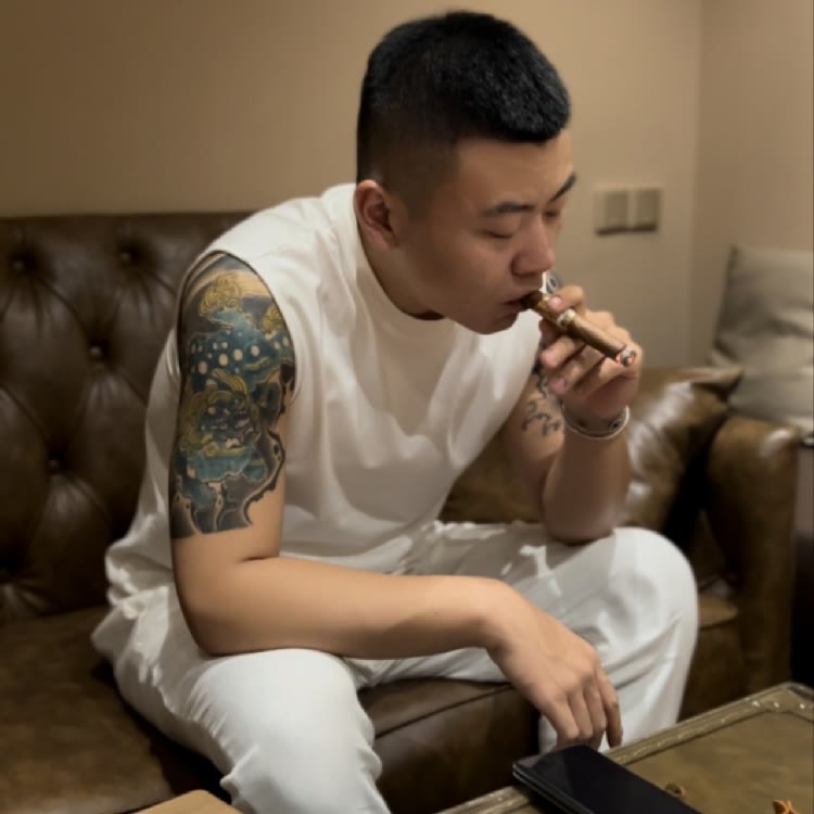 Lv元宝 品质衣橱