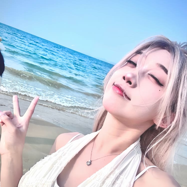 娜娜酱很乖🦋