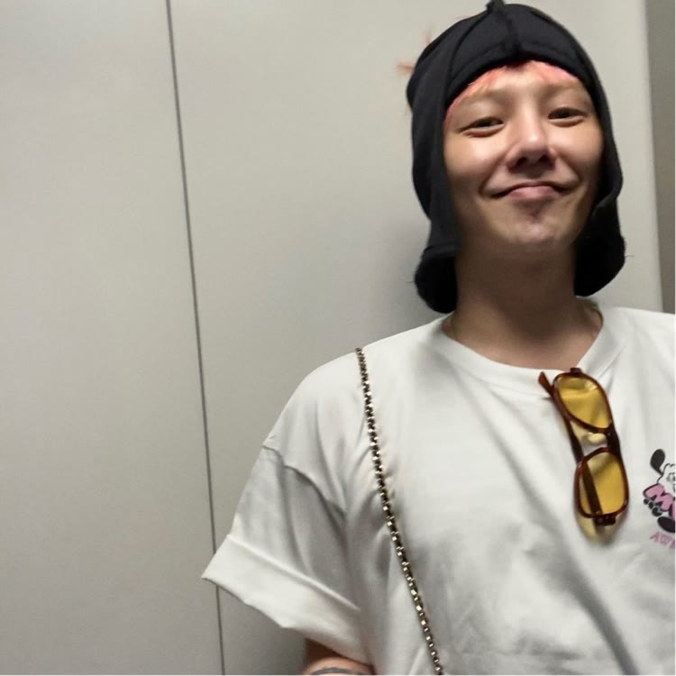 阿莎莎..