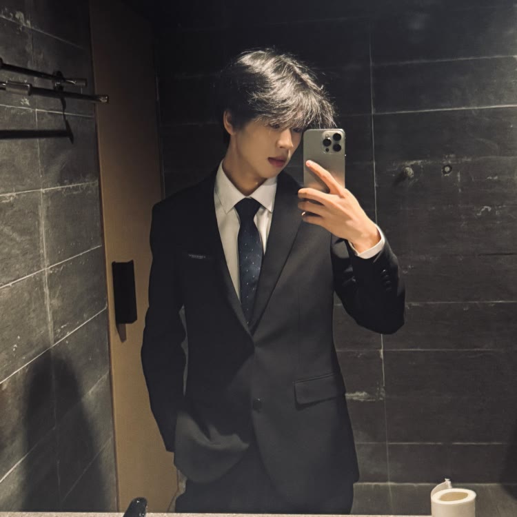 高箐鸿ʰ🍐