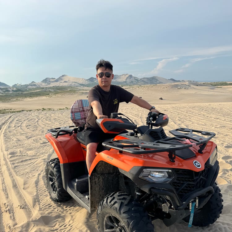 卡车小伟🌈爱心救援基地