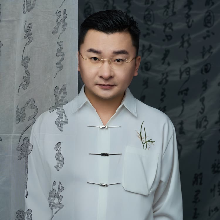 龘龘传媒