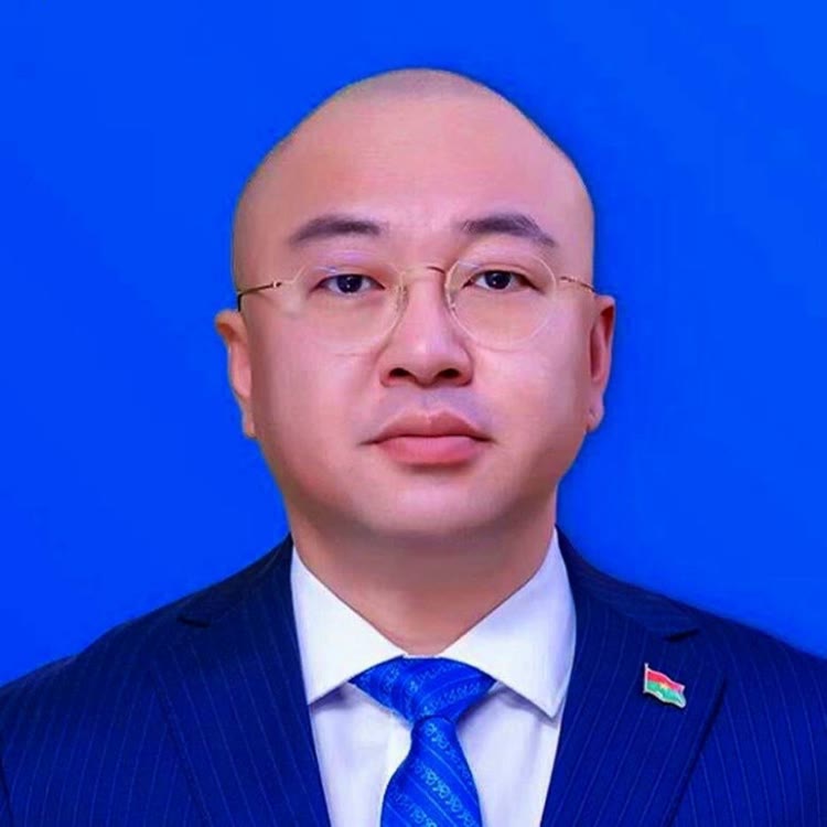 东方阿保