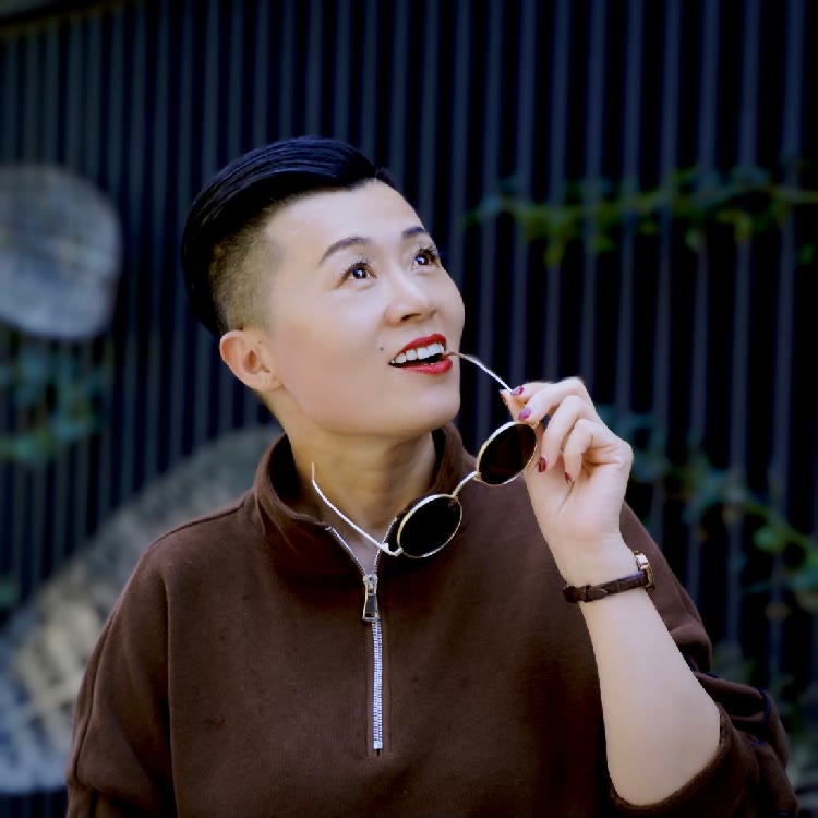 快手家居排行榜第29名大佬张.情感拉呱,新榜指数641.8828358586235,新增作品数1,播放数5.68w,点赞数432,评论数230,分享数76,新增粉丝数42,累计粉丝数40.09w