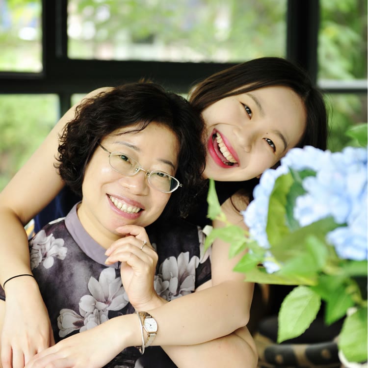快手教育排行榜第5名张可乐老师,新榜指数816.6690273493908,新增作品数1,播放数20.04w,点赞数7594,评论数196,分享数4732,新增粉丝数3252,累计粉丝数129.18w