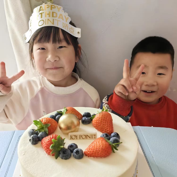 快手母婴排行榜第26名摔跤小胖,新榜指数797.8316960065051,新增作品数2,播放数25.76w,点赞数6500,评论数1318,分享数2279,新增粉丝数3619,累计粉丝数66.47w